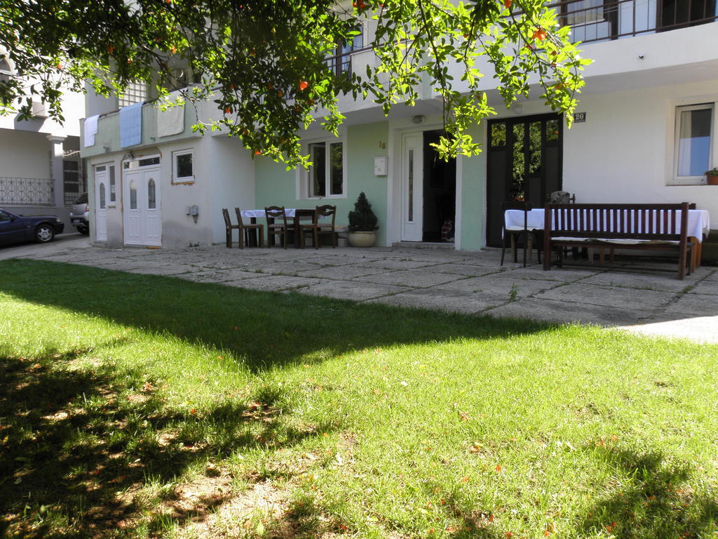 Hostel Nina Mostar Eksteriør bilde